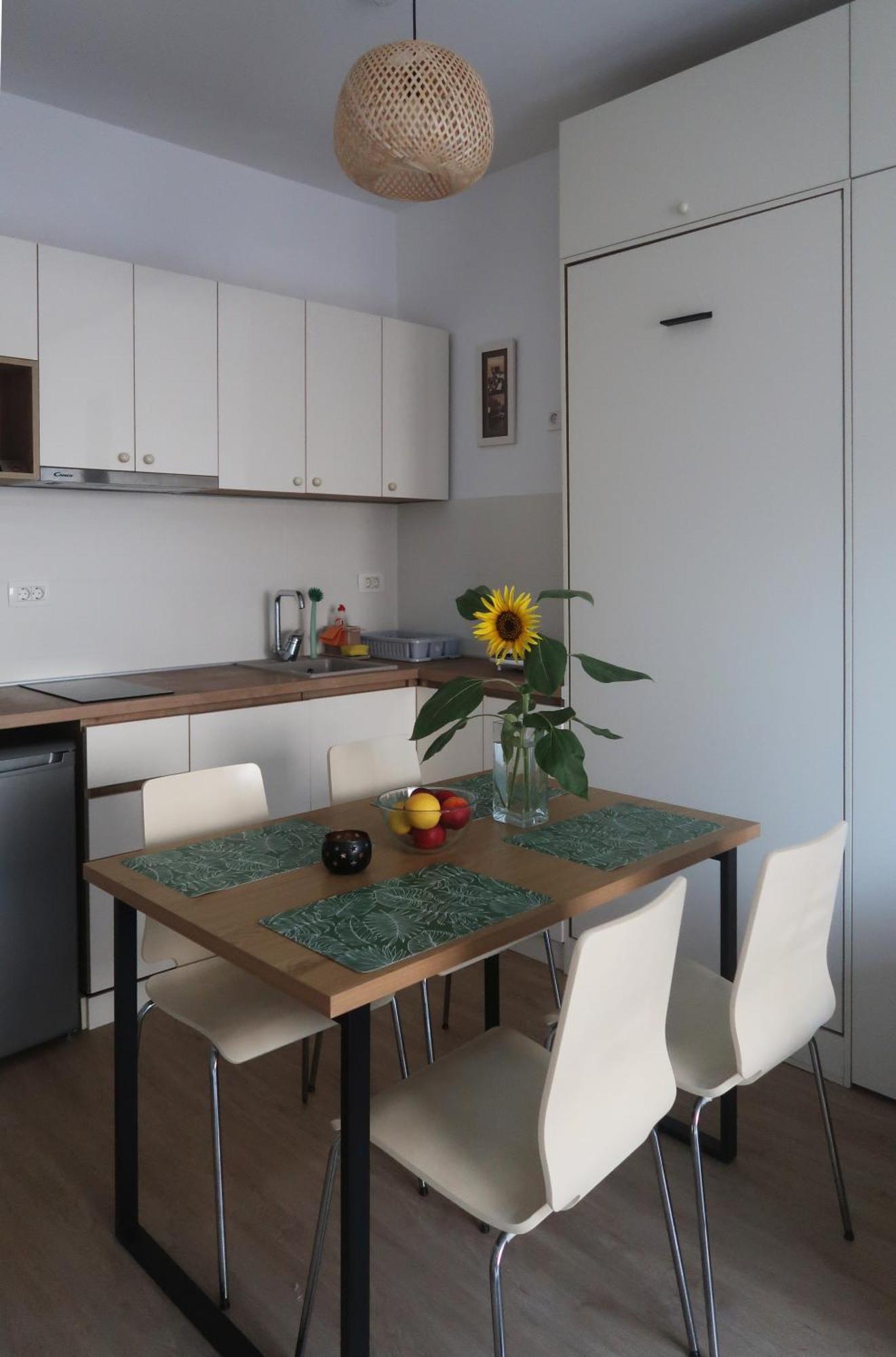 Cozy Nest, 350M To Beach, Free Parking, Wi-Fi كوتور المظهر الخارجي الصورة